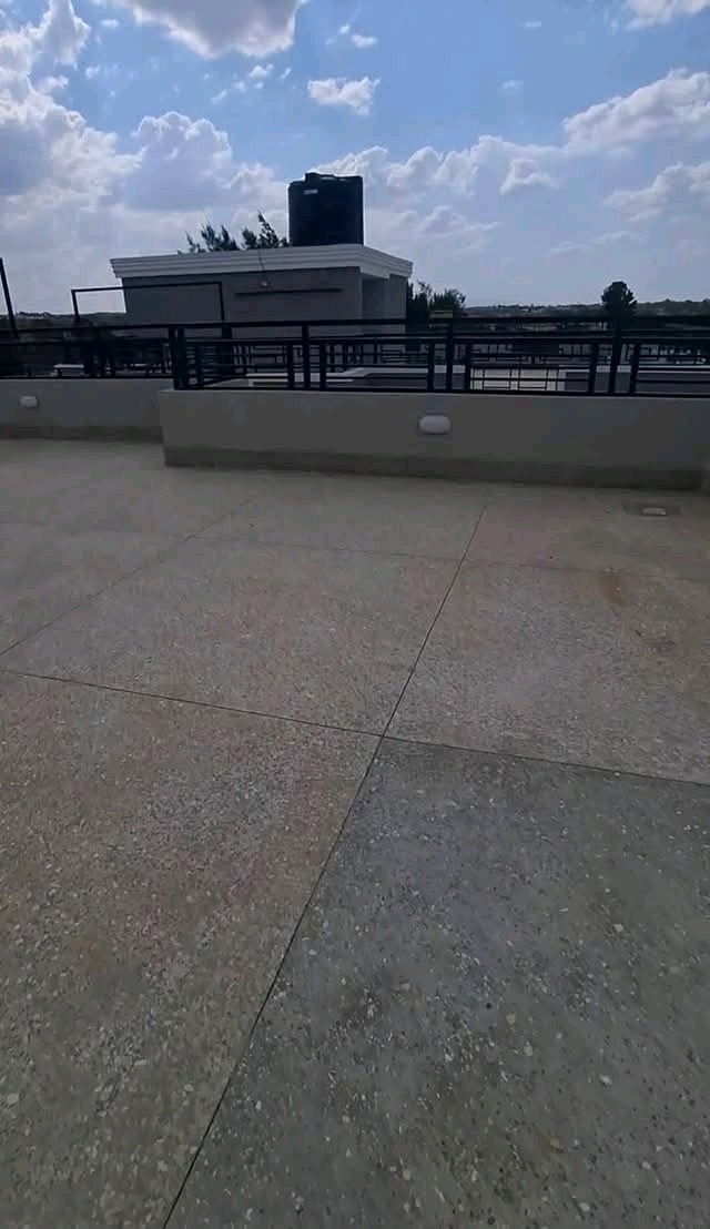 Top Roof